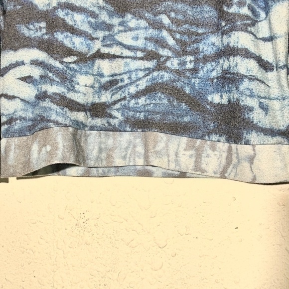 Sol Angeles Tie Dye Print Long Sleeve Pullover Size 12 Kids - Picture 5 of 11